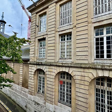 רואן Gerard, Appartement Central Avec Parking Prive מראה חיצוני תמונה